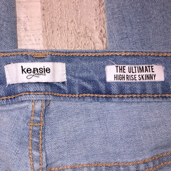 KENSIE ultimate high rise skinny size 10/30 button fly - Picture 3 of 7